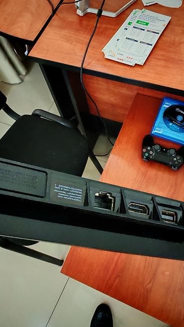 ps diskleri: Ps 4 slim 2 orjinal pult 2 disk Sistem 13.04 Zavod blomlu Yaddaş -1 tb — 6