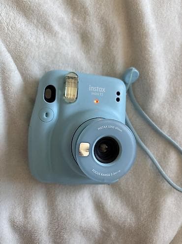 11 mini: Fujifilm Instax Mini 11 — mavi rəngdə fotoaparat - Film tipi: Instax — 6