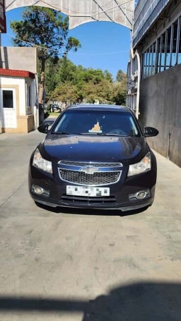 cruze sürətlər qutusu: Chevrolet Cruze: 1.4 l | 2015 il Sedan — 3