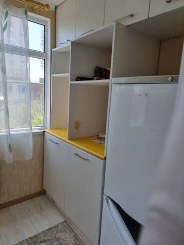 badamdarda kohne bina evleri: Nizami rayonu,Neftçılər metrosu,Xudafərinin arxasında,5 — 5