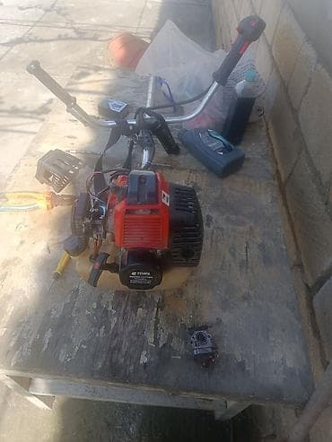 su nasosu satilir: Бензиновый Газонокосилка Б/у — 1