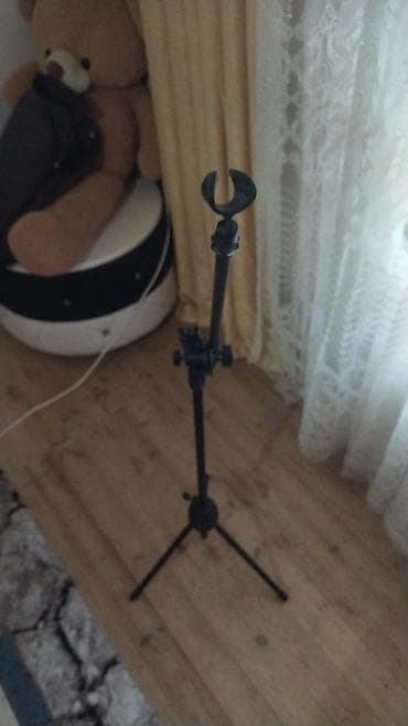 elektron gitara per page 40: Herbirinin oz qiymeti var disko isqlardan kalonkalara kimi isteyen — 1