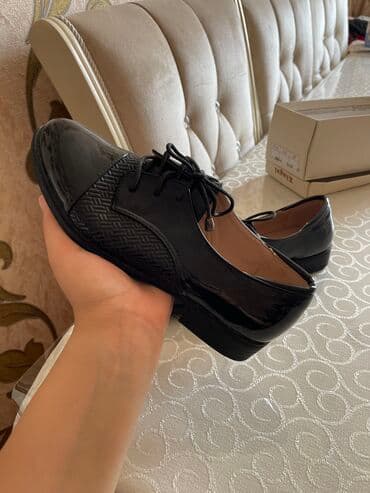 4xl nece razmerdi: Tuflilər, Ölçü: 38, rəng - Qara, Yeni — 1