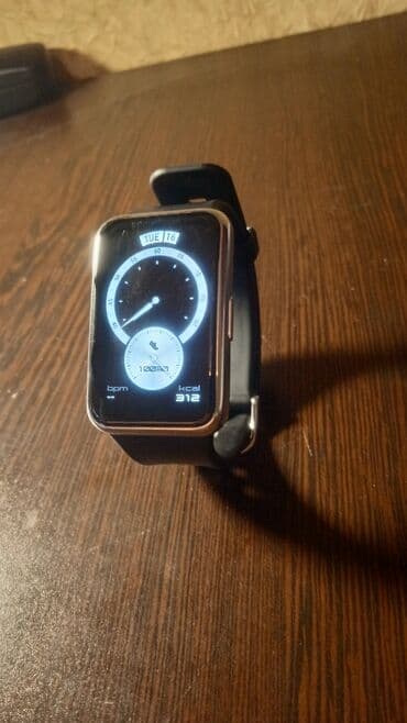 цена 1 карата бриллианта в баку: İşlənmiş, Smart saat, Huawei, Sensor ekran — 2