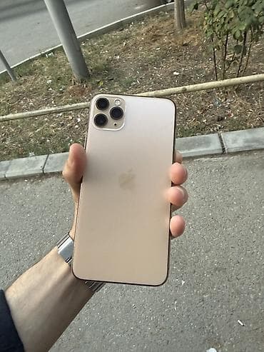 iphone 16 pro qiymet: IPhone 11 Pro Max, 256 GB, Qızılı, Simsiz şarj — 1