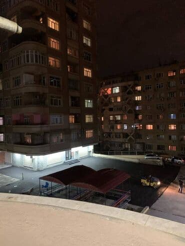 8 mikrorayon: Binəqədi rayonu, Zərifə Əliyeva adına xəstəxana ilə üz bə üz yerləşən — 13