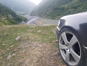 2107 teker: Mercedes diski, R18. *Ancaq Diskler satilir,tekerler yox! *Veziyyeti — 4