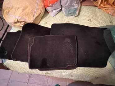 masin ucun maqnitofon: Avtomobil üçün ayaqaltı, İşlənmiş, Parça, tekstil, FORD FUJI, Ünvandan götürmə — 1