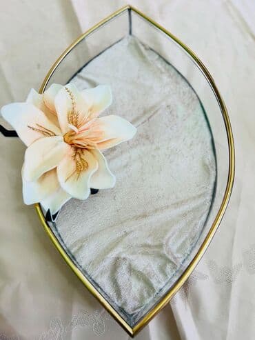 xonca novruz bayrami: SATILIR.14 eded ve 12 eded olmaqla xonca desti satilir.Her biri — 9