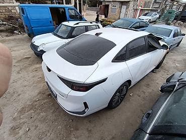 kia sephia ehtiyat hisseleri: Tesla : 1.5 l | 2024 il Sedan — 2