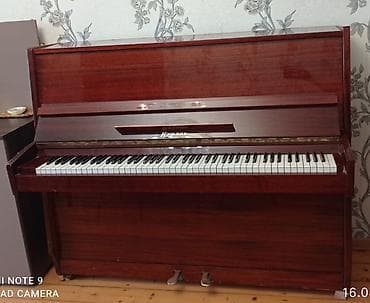 gitara akustik: Sssr istehsali “KUBAN”pianinosu – - Korpus: tünd qəhvəyi Ev — 1