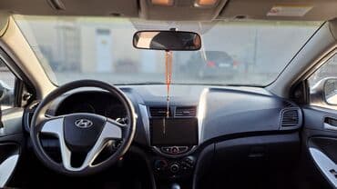 фольксваген тигуан с пробегом: Hyundai Accent: 1.4 л | 2011 г. Седан — 7