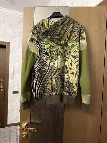 kişi kutkaları: Svitşot, Etro, L — 2