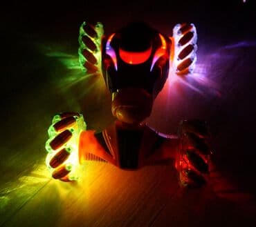 maşın modelləri: Pult və qolbaqla idarə olunan maşın İdarəetmə pultu ilə radio — 18