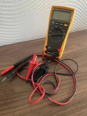 Balta və nacaqlar: Fluke 179 Multimetr satılır. ideal vəziyyətdə. Təzədən fərqlənmir — 2