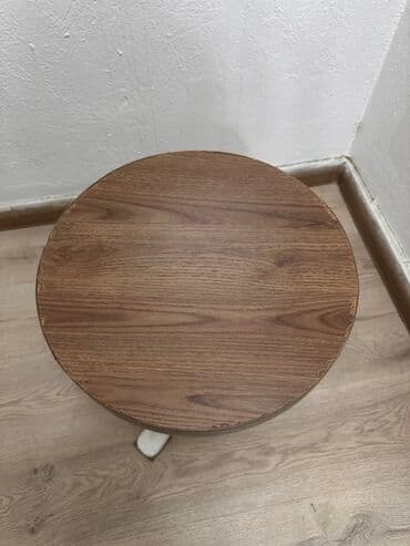 Jurnal masası, Taxta, Yumru masa lalafo.az -da Jurnal masası, Taxta, Yumru masa