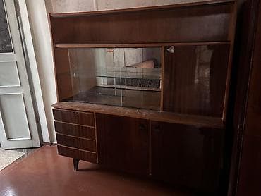 mini drel satilir: Retro vitrinalı bufet şkaf - Material: taxta korpus, laklı səth; — 2