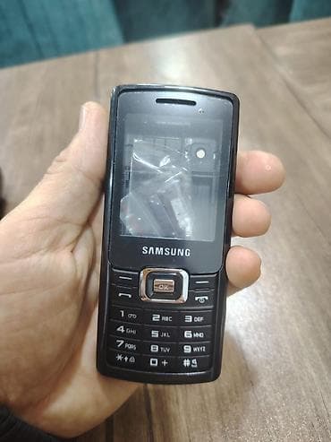Nokia 8000 4G, 1 TB, rəng - Qara, Düyməli