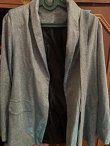 pencek qadin: Gümüşü parıltılı qadın blezeri - Parlaq metalik (gümüşü) effektli — 1