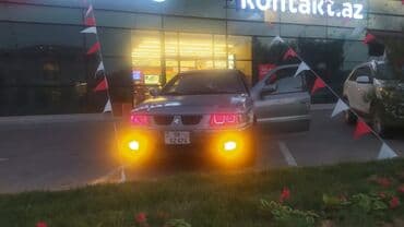 vaz 21011 ucuz qiymete: Samand sedan – benzinli, ön ötürücülü. Gümüşü rəng.nömrə nişanı — 2