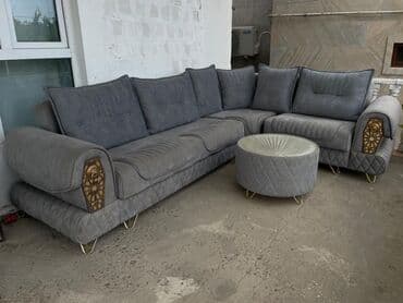 avanqard qonaq desti: Künc divan — 1