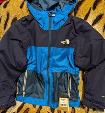 uşaq gödəkçəsi: North face brendin uşaq üçün gödəkçəsi. Razmeri balaca olduğuna görə — 1