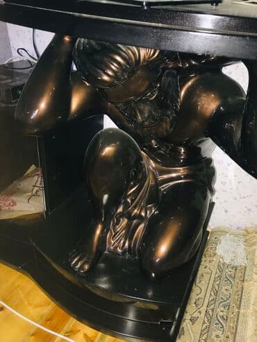 ikinci əl şifanerlər: İşlənmiş, Düz TV altlığı, Polkalı, Şüşəli, Belarusiya — 1