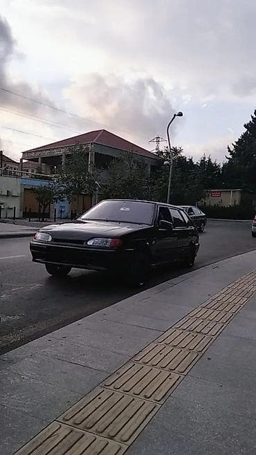 baqaj: Satılır: Qara rəngli 5 qapılı hetçbek. Ön/arkada optikalar standart — 7