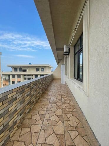 razınde kıraye evler: Sumqayıt şəhəri, Levent yaşayış kompleksində 10 mərtəbəli yeni tikili — 10