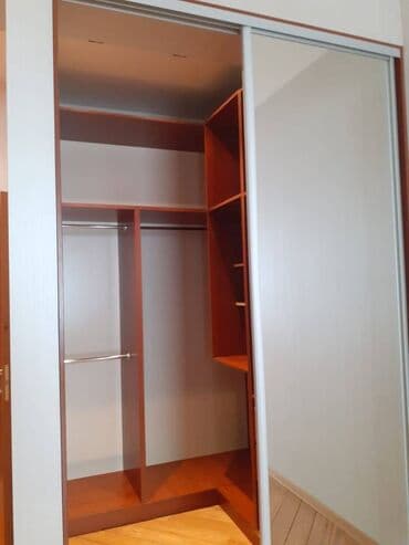 ağdam kirayə evlər: Gənclik metrosu yaxınlığında,18 mərtəbəli yeni tikilinin 17 ci — 17