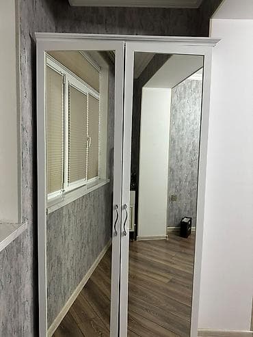 asma tavan: Aynalı ikiqapılı dolab - Rəng: ağ - Ön hissə: tam ölçülü güzgülü — 1