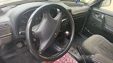 QAZ 31105 Volga: 2.3 l | 2005 il 150000 km Sedan