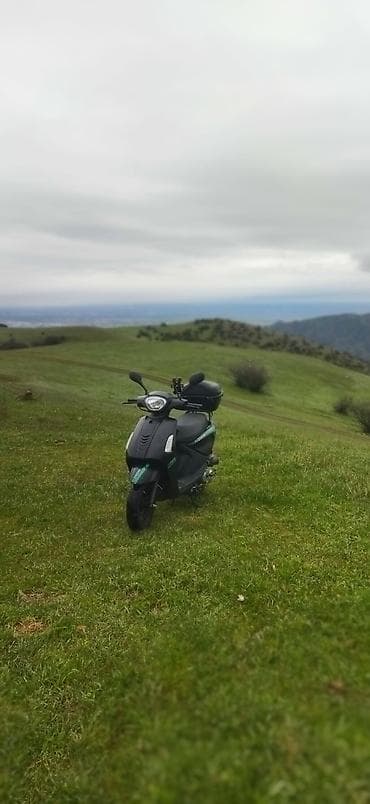 elktrikli skuter: Salam.satilir.heseyi.tezedi.bos.bos.adamlar.yazmasin. - Təkərlər: iri — 3