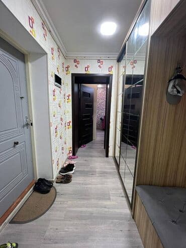 ucuz kafeler: Bakı, 2 otaqlı, Köhnə tikili, m. Neftçilər, 55 kv. m — 15