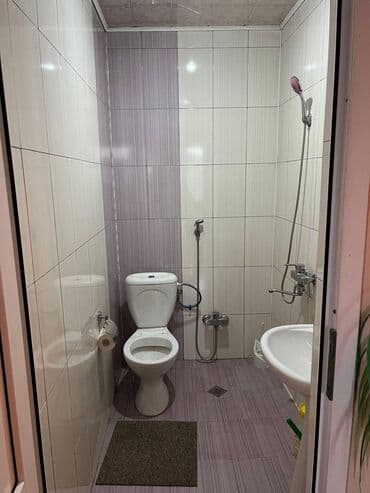 nugedi 2 kiraye evler: Geniş və işıqlı otaqlar, taxta döşəmələr və pəncərələrdə jalüz — 2