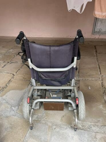 əlillər üçün araba: Elektrik əlil arabası - Joystick idarəetmə paneli – sağ qoltuqaltında — 1