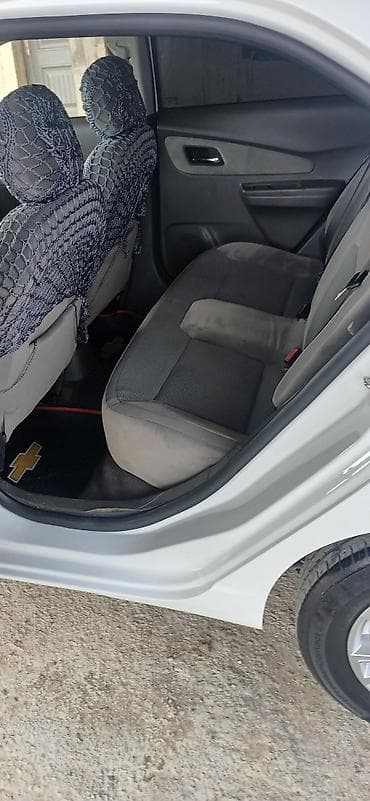 kreditle generator satisi: Chevrolet Cobalt sedan - Kuzov: ağ rəng, 4 qapı, tünd şüşələr - — 8