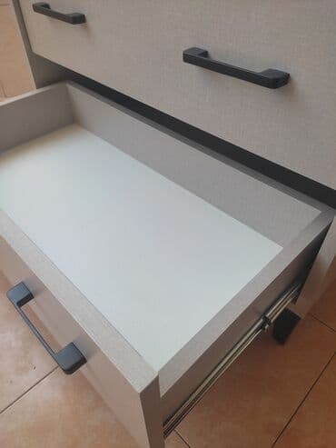 korka kamot: Yeni, Güzgüsüz — 6