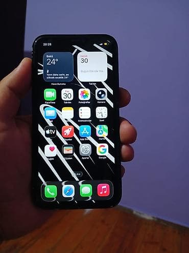 ipad 11 m4: IPhone 11, 64 GB, Qara, Face ID — 1