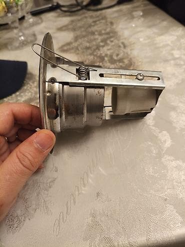 qapi ikinci el: Az istifadə olunub, təzə kimidir. Qiymət 1 ədədinə aiddir — 2