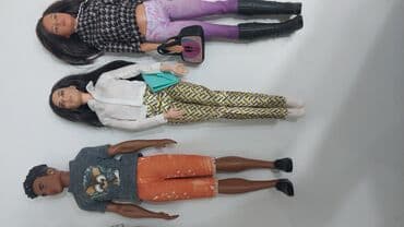 Əntiq saatlar: Oyuncaq manken dəsti – 8 ədəd Tərkib: Barbie ve ken orijinal hamisi — 4