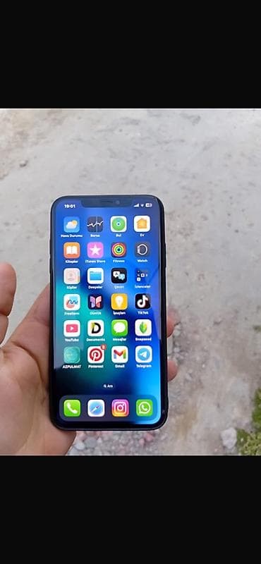iphone xs max qiymeti islenmis: IPhone Xs Max, 256 GB, Qara, Face ID — 3