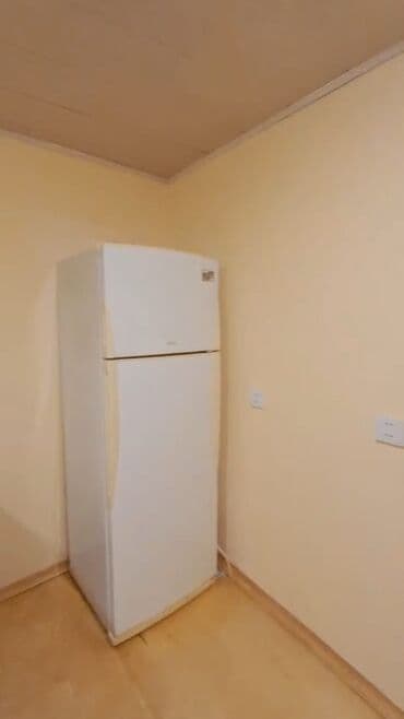 Bıçaqlar: Salam. 2ci Alatava da (20 Yanvar metrosuna piyada 10-15 dəq, həmçinin — 3