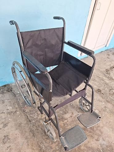 Yerimək üçün arabalar, çəliklər, əsalar, rollatorlar: Manual əlil arabası - Güclü metal çərçivə, rahat parça oturacaq və — 1