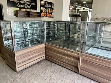 Biznes üçün avadanlıq: Soyuducu vitrin + kassa şkafı Çox az istifadə edilib. Yeni kimidir — 2