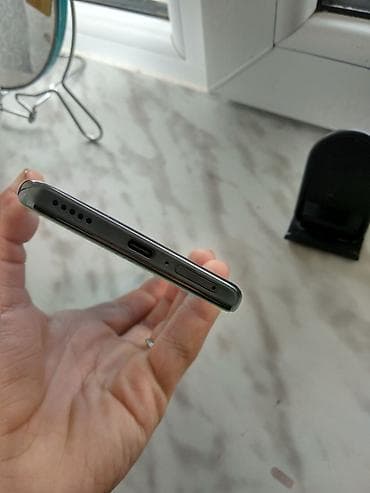 iwlenmiw telefonlar: Honor 9C, 256 GB, rəng - Qara, Sensor — 3