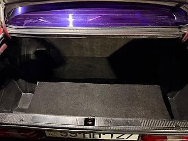 Mercedes-Benz 190 (W201): 2 l | 1987 il Sedan — 6