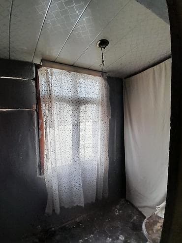 qax kiraye evler: Sumqayıt şəhəri 42ci kvartalda yataqxanadan mənzil satılır.Mətbəx və — 5