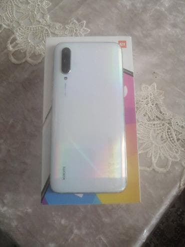 Мобильные телефоны и аксессуары: Xiaomi Mi 9 Lite, цвет - Белый, 
 Отпечаток пальца — 3