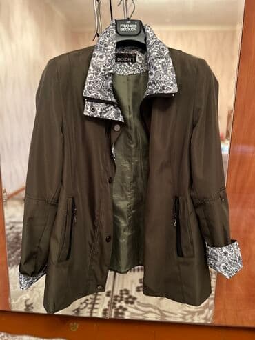 женские утепленные плащи: Plaw 42-44-46 razmere gedir 15azn satilir qolunu qatdalamaqda olur — 3